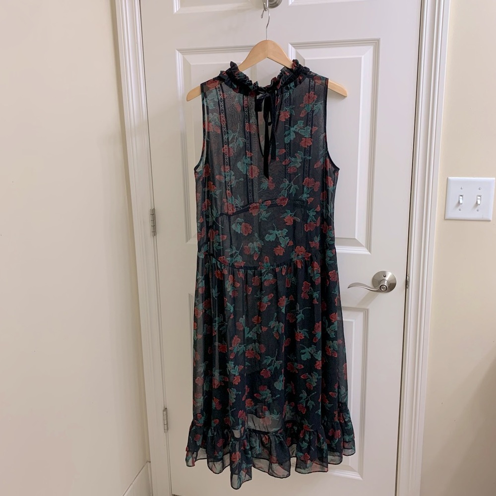 ❤️FINAL PRICE DROP❤️ Lovely Black and Red Floral Chiffon Dress